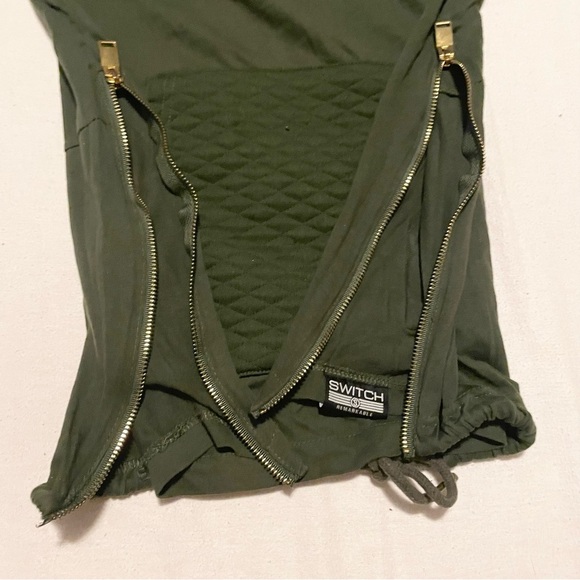 Switch Remarkable Shirt Mens Small Tshirt - Picture 15 of 15